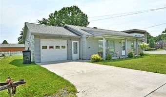 159 N Canfield Niles Rd, Austintown, OH 44515