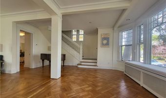 225 Lawrence St, New Haven, CT 06511