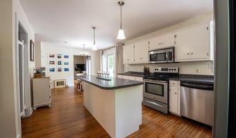 4894 GILBERT STATION Rd, Barboursville, VA 22923