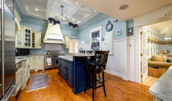 132 Coral St, Beach Haven, NJ 08008