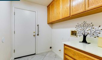 4513 Country Hills Dr, Antioch, CA 94531