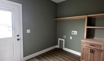 5162 Rountree Rd, Ayden, NC 28513