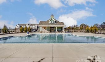 8030 Downy Oak Ln, Charlotte, NC 28269