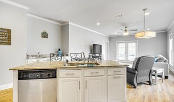 183 Mcdonnell Ave 304, Biloxi, MS 39531