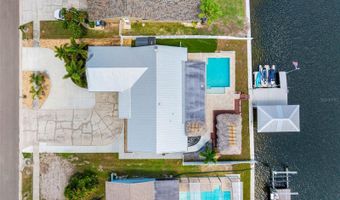 725 FLAMINGO Dr, Apollo Beach, FL 33572
