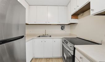3721 Kanaina Ave 313, Honolulu, HI 96815