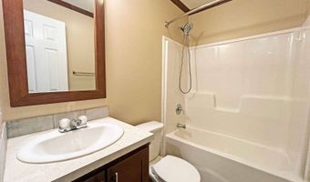 7055 Quarry Rd 174, Amherst, OH 44001
