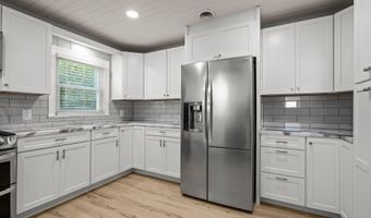 376 Shell Rd, Atlantic, NC 28511