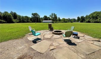 10677 Baumhart Rd, Amherst, OH 44001