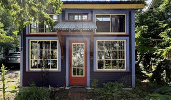 28 Murray St, Burlington, VT 05401