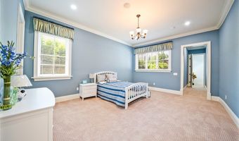355 W Palm Dr, Arcadia, CA 91007