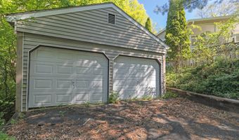 1 Boat Rd, Danbury, CT 06811