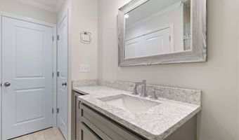 45 Hillside Ave 4, Branford, CT 06405