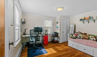 1 Fales St, East Providence, RI 02915