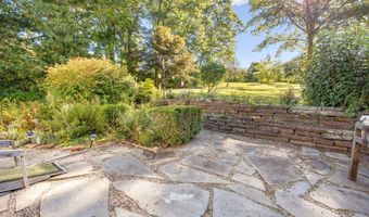 99 Lake Hayward Rd, Colchester, CT 06415