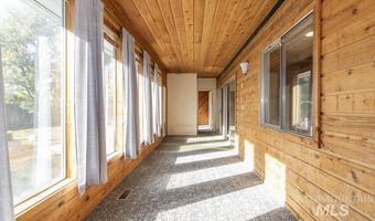 8211 W Cory Ct, Boise, ID 83704