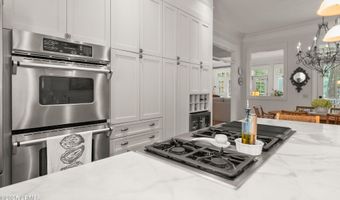 110 Coosaw Club Dr, Beaufort, SC 29907