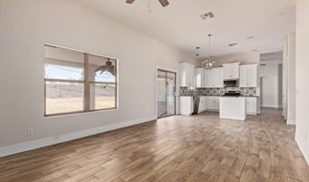 447 S WARNER Dr, Apache Junction, AZ 85120