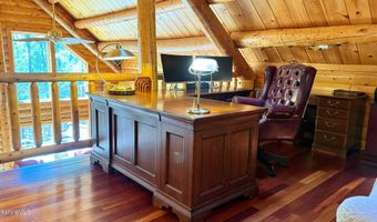 233 Algerie Rd, Becket, MA 01223