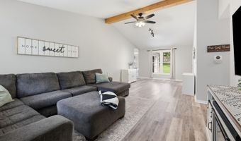 1125 Meghan Ave, Algonquin, IL 60102