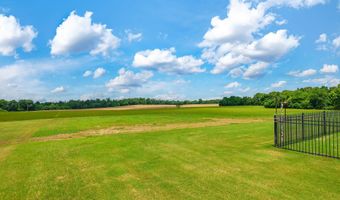 1491 Burr Hight Rd, Bells, TN 38006