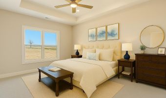 2001 Bogey Ct, Auburn, IN 46706