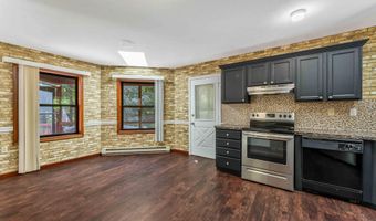 28 Penn Forest Trl, Albrightsville, PA 18210