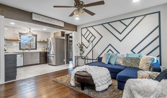 2627 Old N Sharon Amity Rd, Charlotte, NC 28205