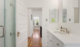47 Longfellow Rd, Jamestown, RI 02835
