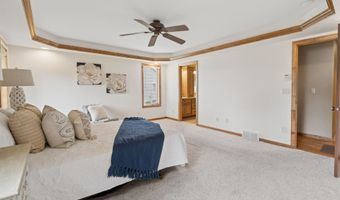 4226 E APPLESEED Dr, Appleton, WI 54913