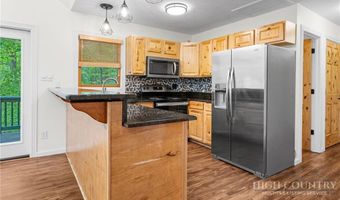 830 W Tweetsie Ln, Banner Elk, NC 28604