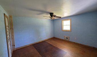 22 Boardman Way, Belfast, ME 04915
