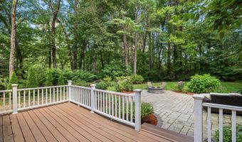79 Lancaster Farm Rd, Salem, NH 03079