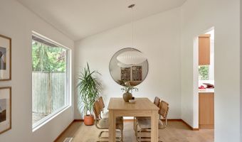 15565 SW BRISTOL Ln, Beaverton, OR 97007