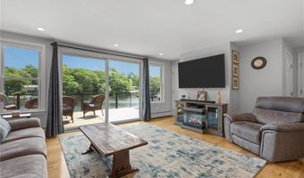 14 Pine Tree Rd, Coventry, RI 02816
