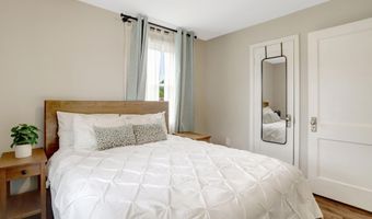 2139 S OXFORD St, Arlington, VA 22204