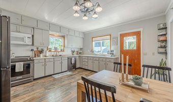 805 Babs Ave, Benton City, WA 99320