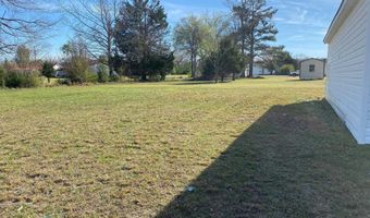 345 PAULINE Dr, Adamsville, TN 38310