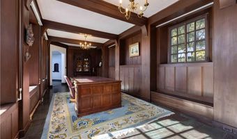 2180 Tower Hill Rd, North Kingstown, RI 02874