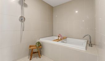 1200 Queen Emma St 1406, Honolulu, HI 96813