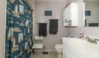 481 3RD St, Atco, NJ 08004