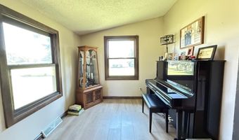 244 W Christenson Ave, Appleton, MN 56208