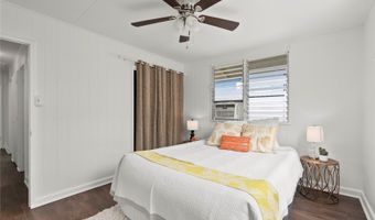755 Kaipii St, Kailua, HI 96734