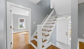 979 Washington Ave, Albany, NY 12206