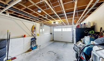 46 Allston Ave, Middletown, RI 02842