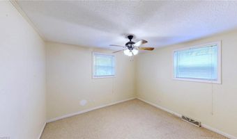 106 Lynn Dr, Archdale, NC 27263