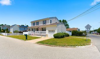 16 Cherry St, Beachwood, NJ 08722