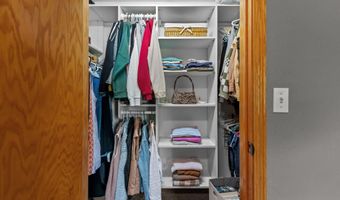 W5982 STRAWFLOWER Drive, Appleton, WI 54915