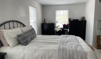 1085 Joyce Ln, Ann Arbor, MI 48103