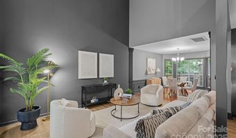 4123 Beauvista Dr, Charlotte, NC 28269